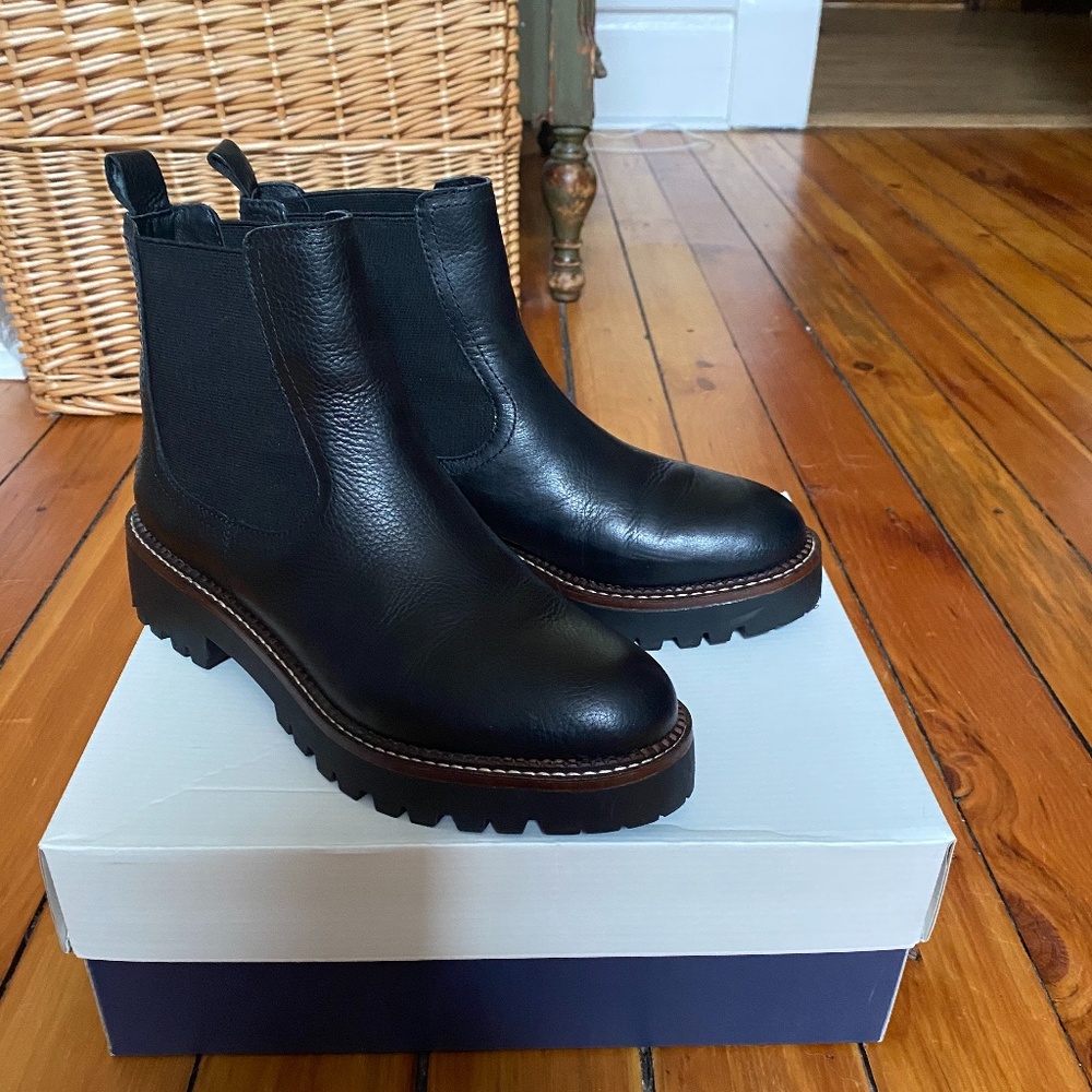 Calston Miller Chelsea Boots- size 7.5- Black leather